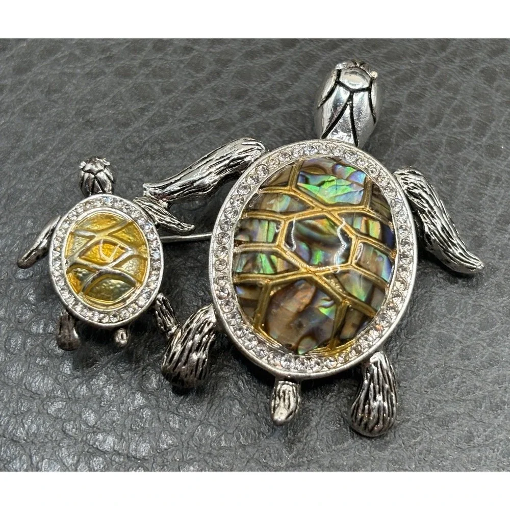 VTG Napier Mother Baby Sea Turtle Brooch Abalone Shell Rhinestone Silver Tone